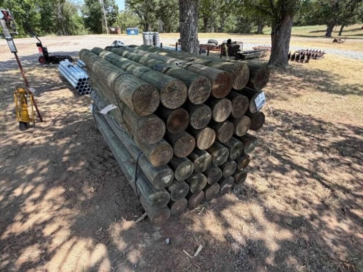 18-count-7”-x-8’-round-turned-posts-image-2