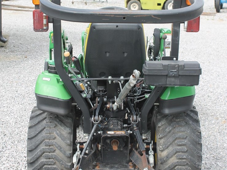 john-deere-1023e-image-4