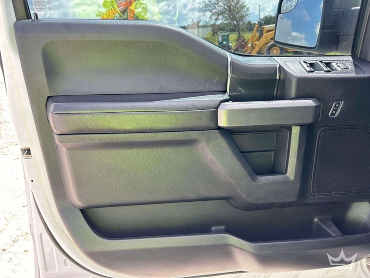 2018-ford-f150-image-13