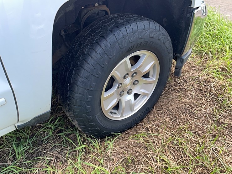 2019-chevy-silverado-pickup-truck-vn:172394-4x4-image-8