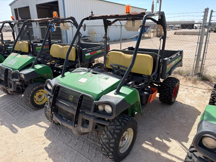john-deere-gator-image-1