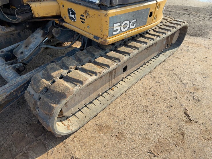 2016-deere-50g-image-24