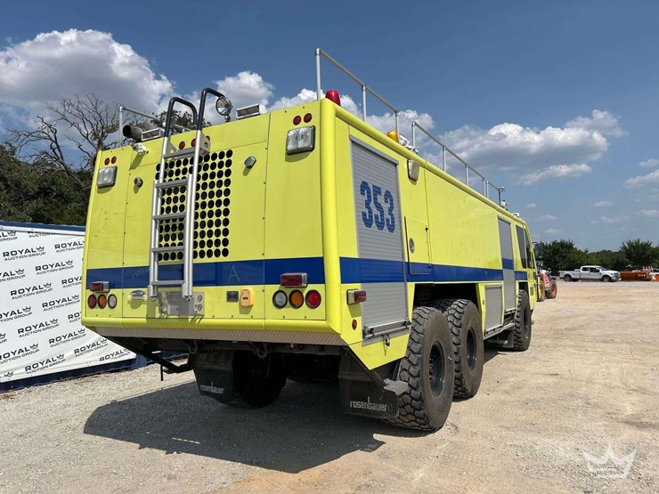 2003-freightliner-rosenbauer-panther-6x6-aircraft-rescue-and-fire-truck-image-3