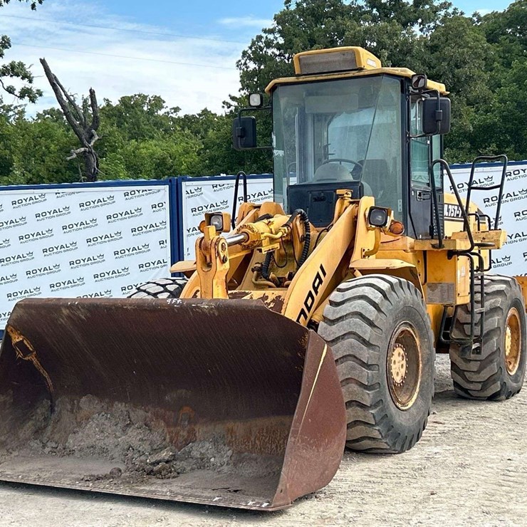 2006 HYUNDAI HL757-7