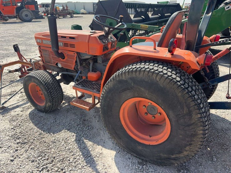 kubota-b8200-image-6