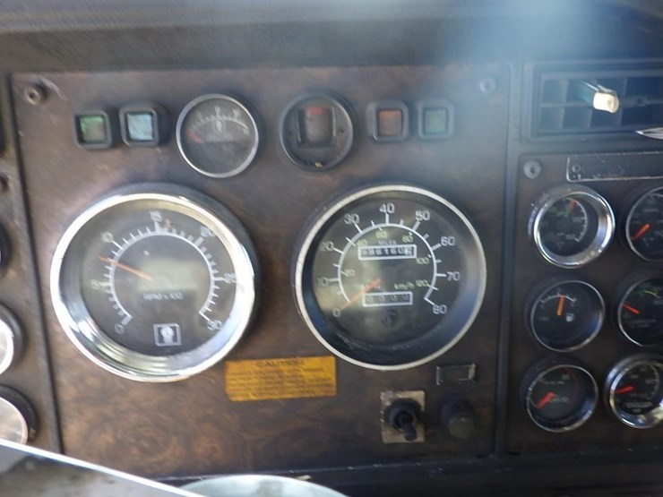 1994-kenworth-w900-image-48