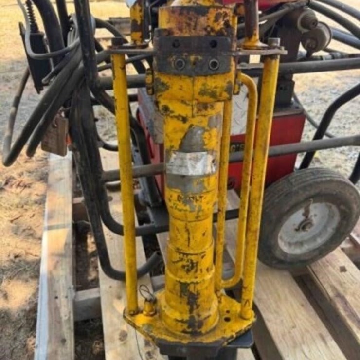 Atlas Copco Hydraulic Post Driver
