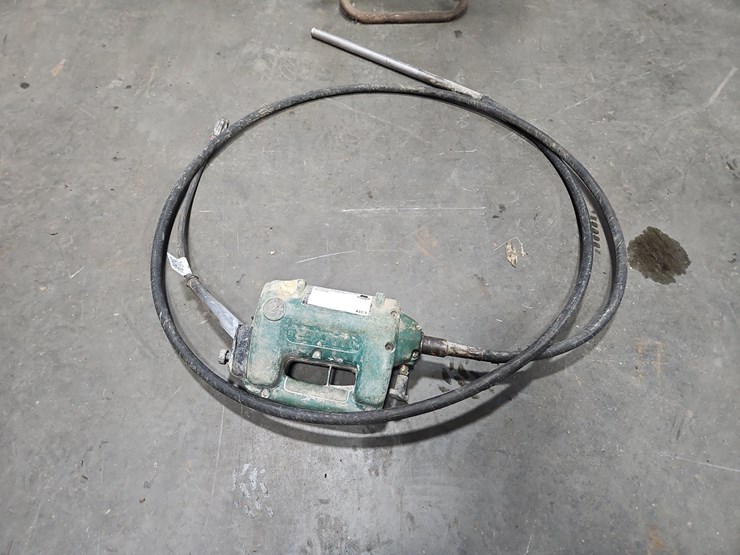 wacker-electric-concrete-vibrator-image-1