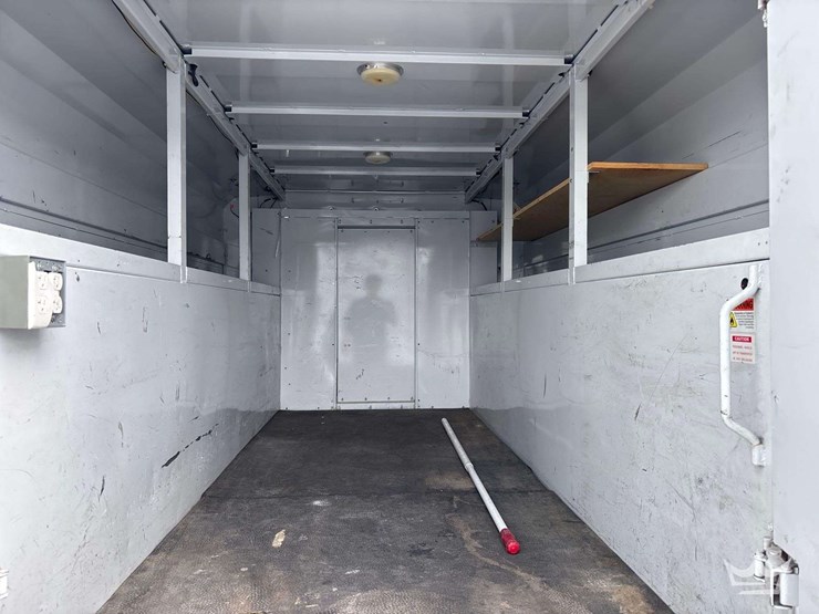 2016-ford-transit-image-12