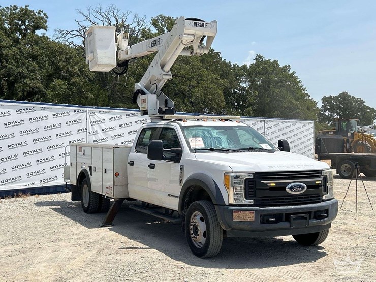 2017-ford-f550-image-3