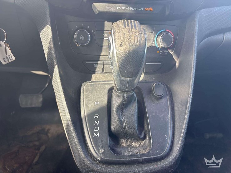 2021-ford-transit-connect-image-17