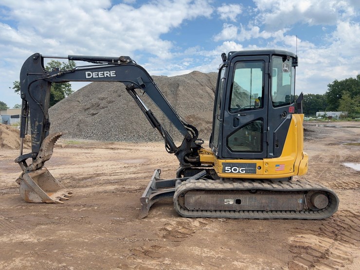 2018-deere-50g-image-2