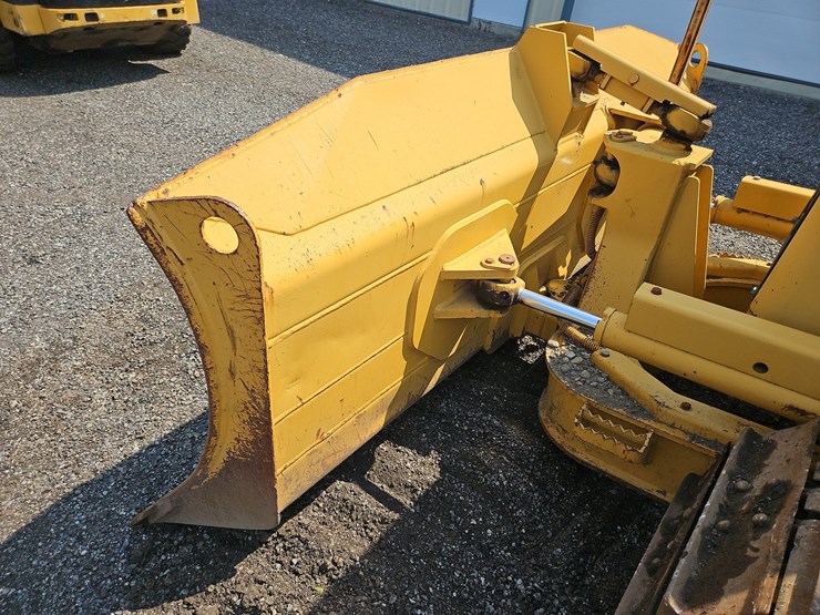2006-caterpillar-d4g-xl-image-10