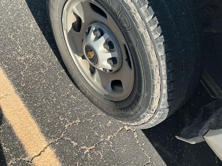 2019-chevrolet-silverado-2500-image-14