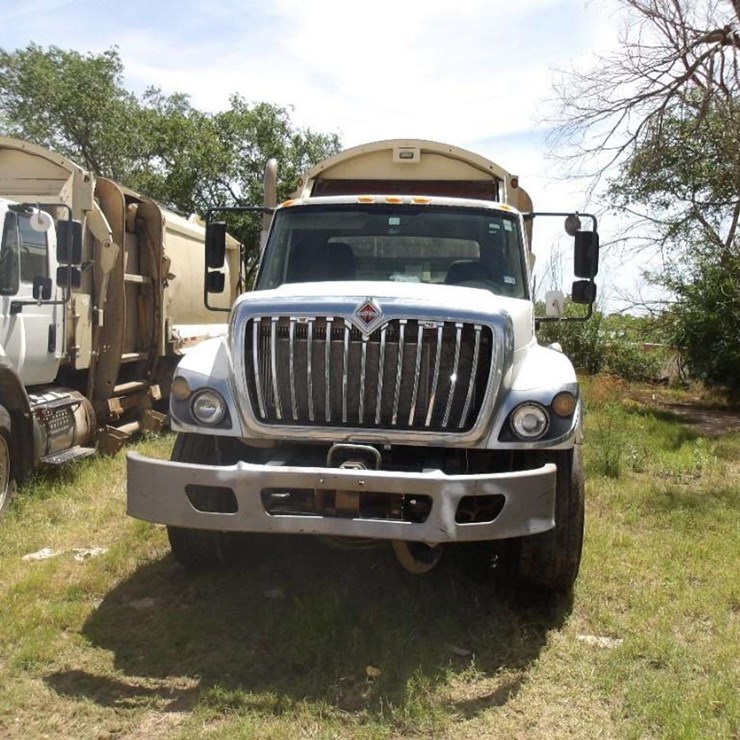 2017 INTERNATIONAL WORKSTAR 7500