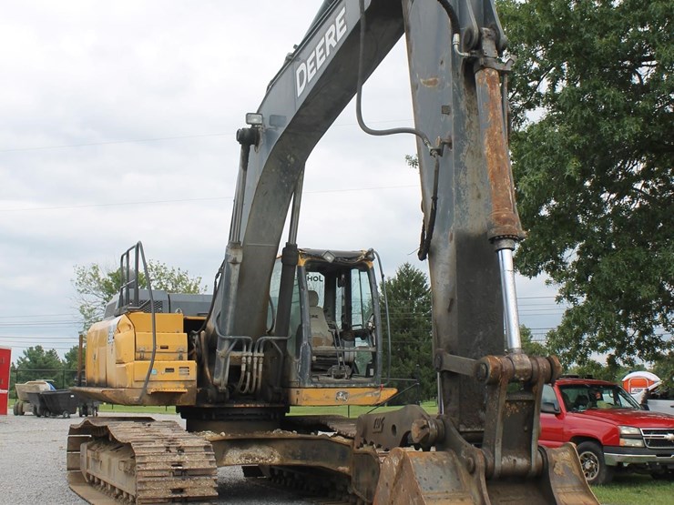 deere-300g-lc-image-7