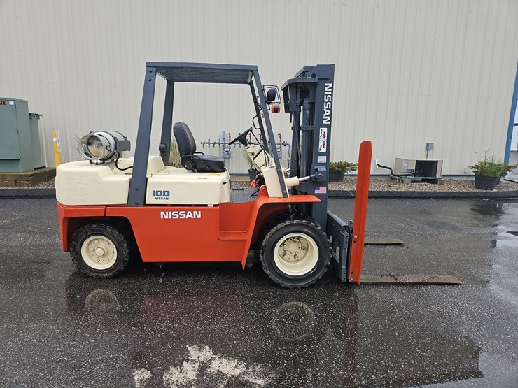 nissan-100-forklift-image-6