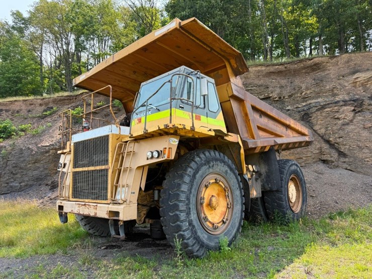 komatsu-330m-image-1