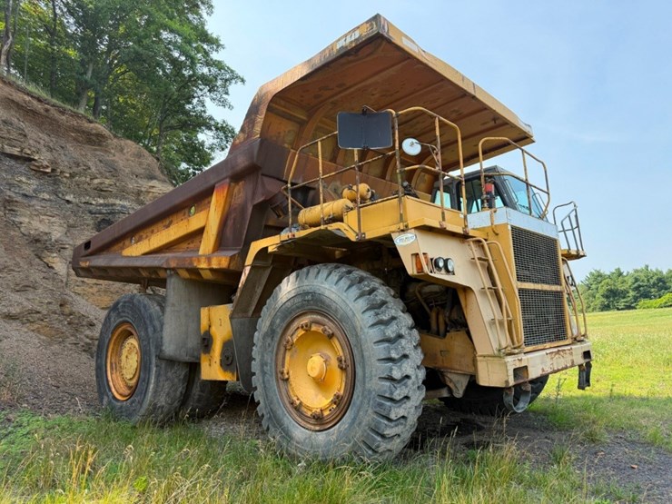 komatsu-330m-image-2