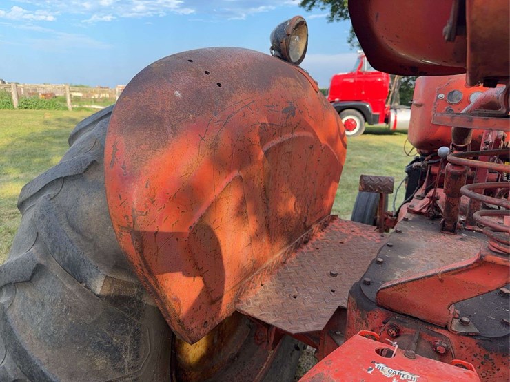 massey-ferguson-44-image-34