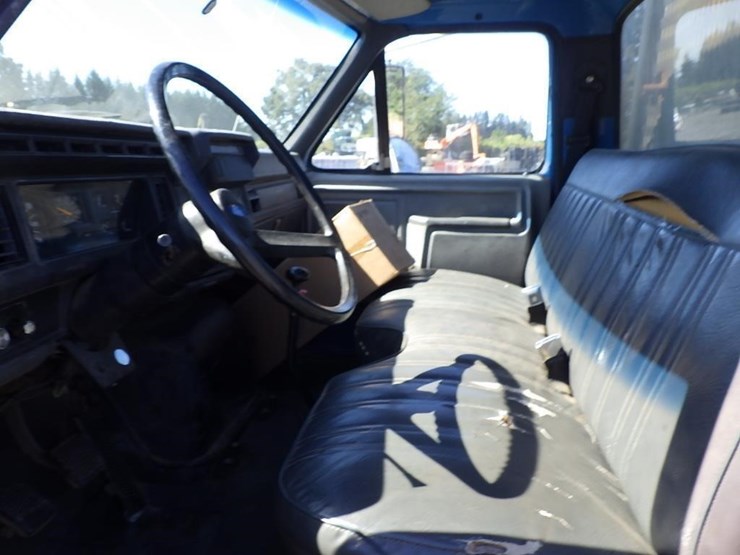1991-ford-f600-image-25