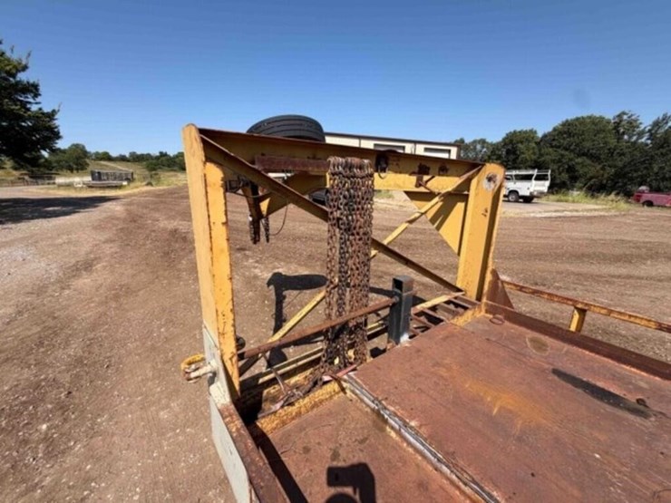 belshe-gooseneck-equipment-trailer-image-18