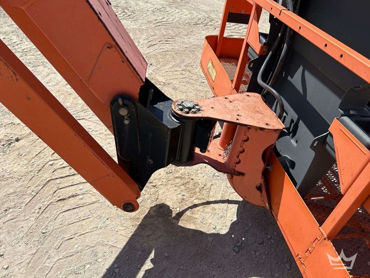 2008-jlg-800aj-image-14