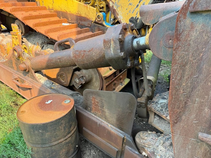 caterpillar-d11r-image-3