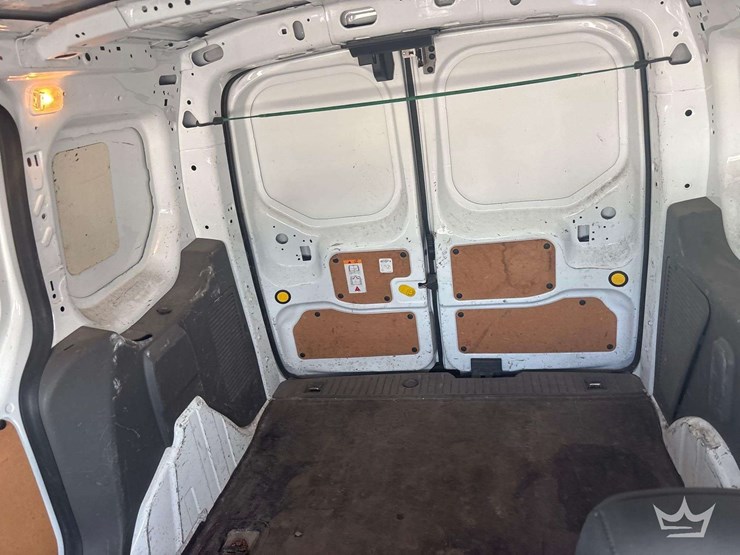 2021-ford-transit-connect-image-19