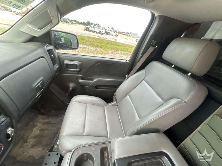 2015-chevrolet-silverado-1500-image-23