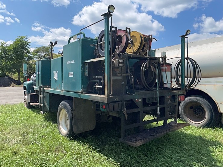 gmc-fuel/lube-truck-vn:1gdm7h1j9lj605874-image-4