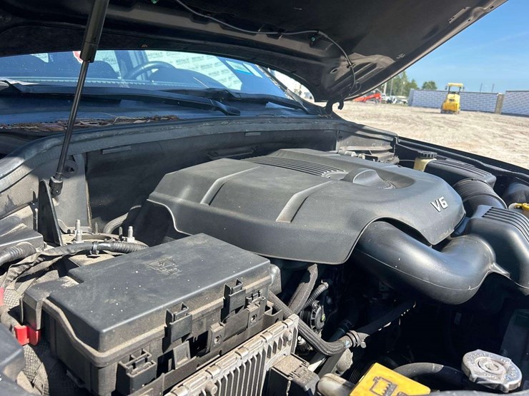 2015-jeep-grand-cherokee-image-9