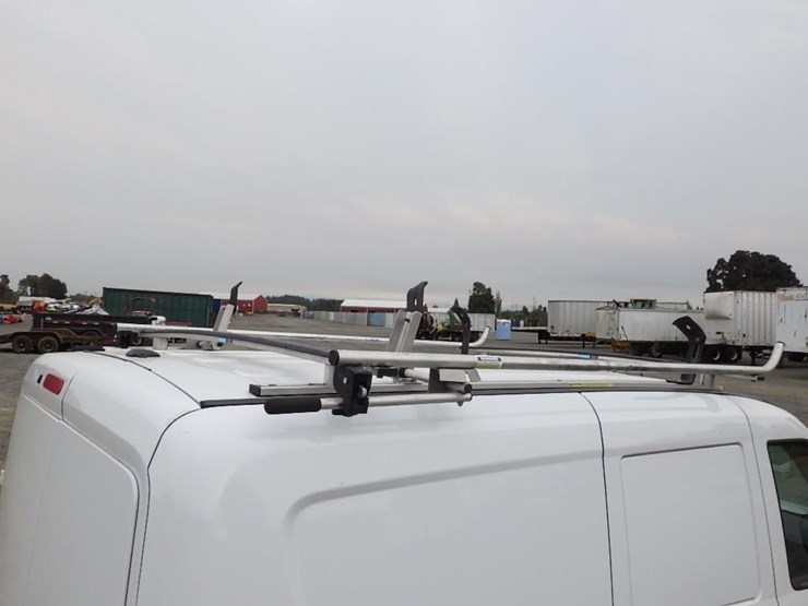 2017-ram-promaster-city-image-16