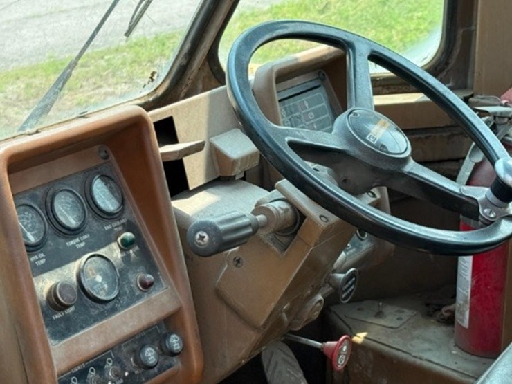 caterpillar-988b-image-15