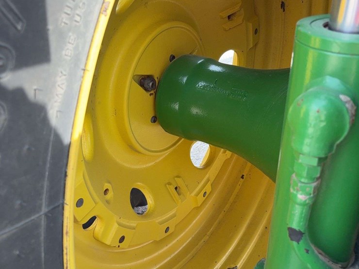 1995-john-deere-8300-image-12