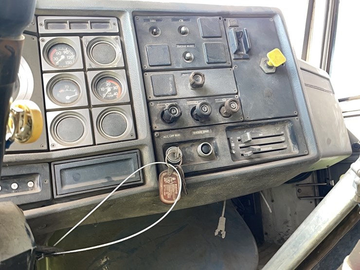 1985-gmc-dump-truck-vn:1gdt9f4k6fv611465-image-14