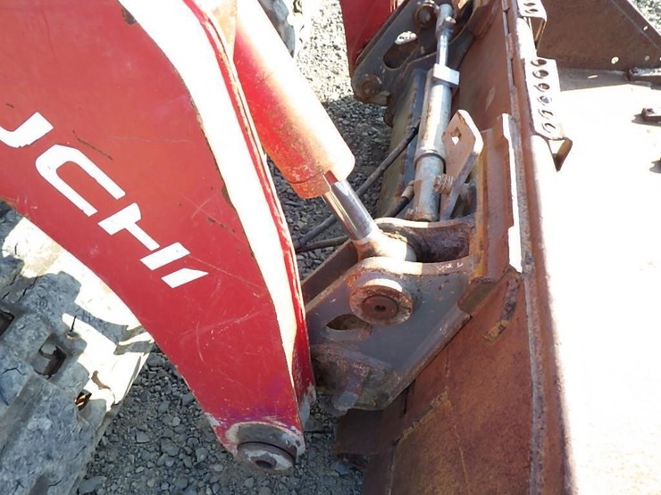 takeuchi-tl10v2-image-23
