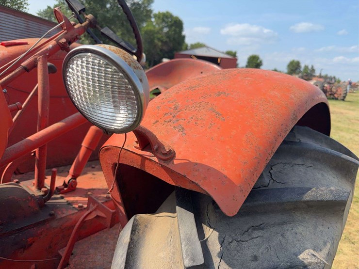 massey-ferguson-44-image-42