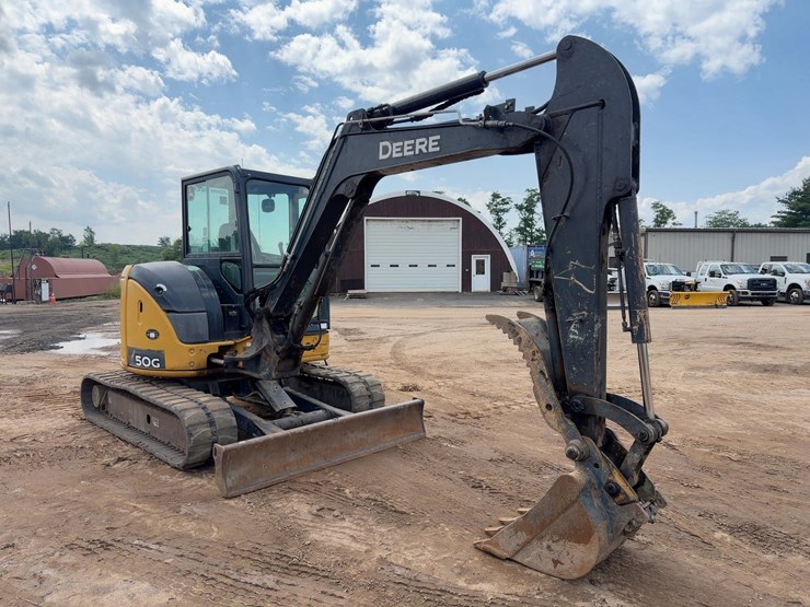 2018-deere-50g-image-7