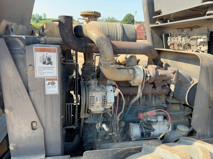 2011-volvo-sd45d-image-12