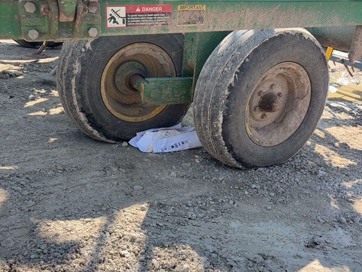 john-deere-726-image-17