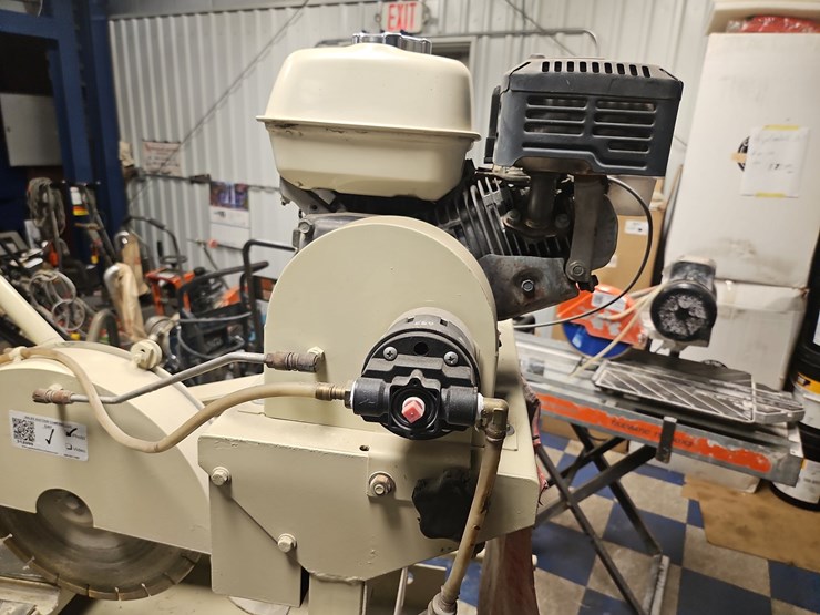 edco-tile-saw-image-7