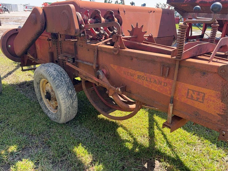 new-holland-68-image-9