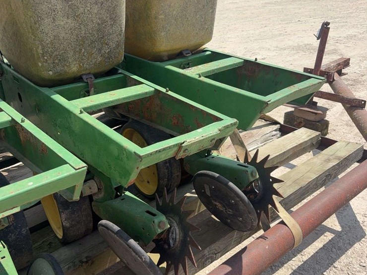 john-deere-7100-image-12