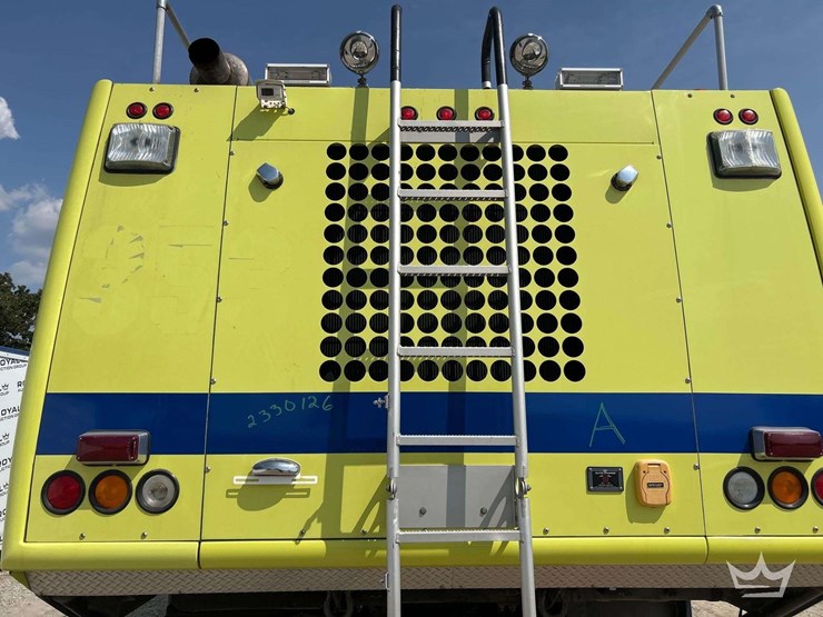 2003-freightliner-rosenbauer-panther-6x6-aircraft-rescue-and-fire-truck-image-30