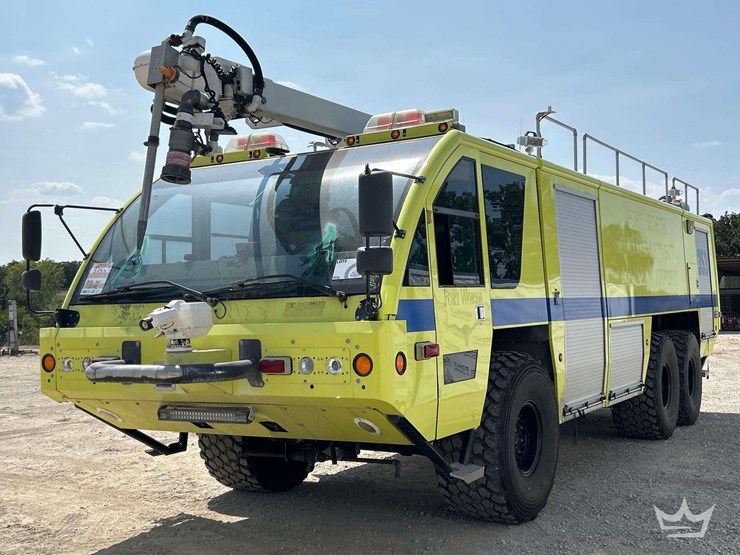 2003-freightliner-rosenbauer-panther-6x6-aircraft-rescue-and-fire-truck-image-1