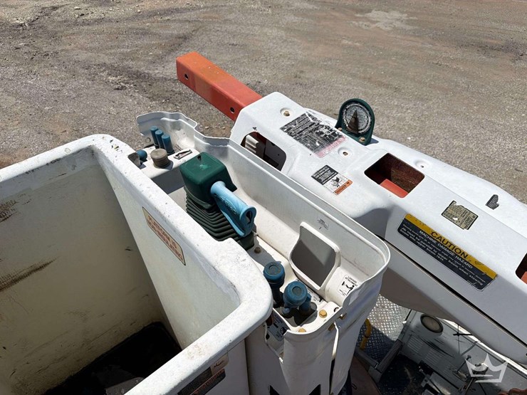 2014-international-durastar-4300-image-31