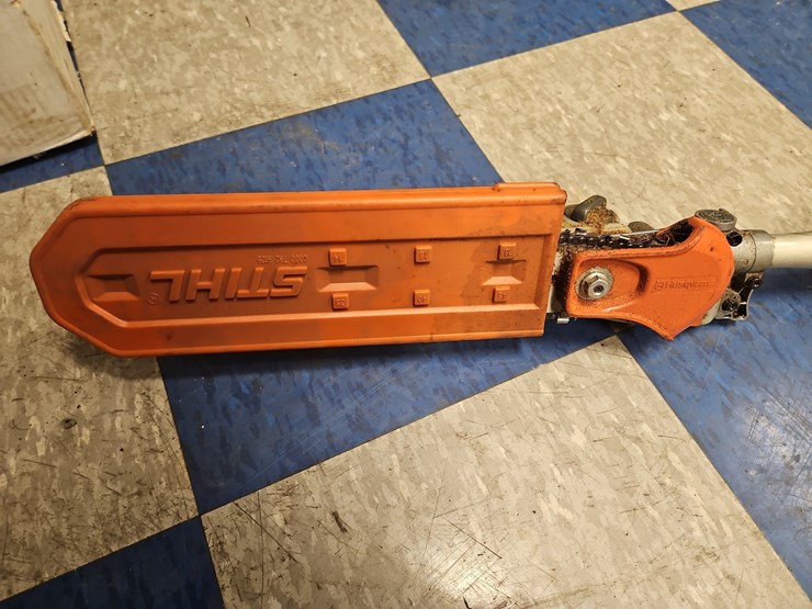 husqvarna-327pt5s-extendable-pole-saw-image-4