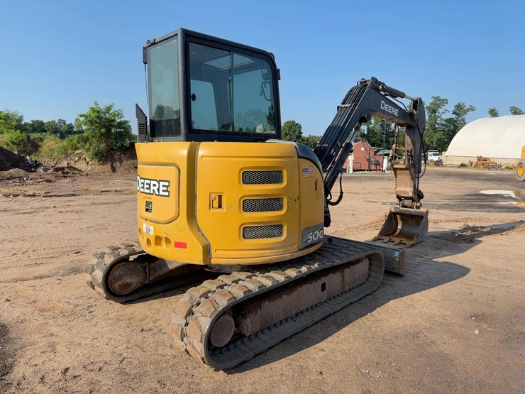 2016-deere-50g-image-5
