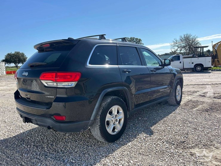 2015-jeep-grand-cherokee-image-3